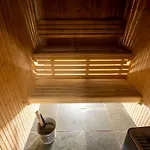 Keldy Forest - Forest Holidays منتزه العطل