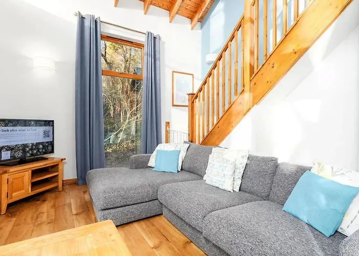 Keldy Forest - Forest Holidays 假日公园 *